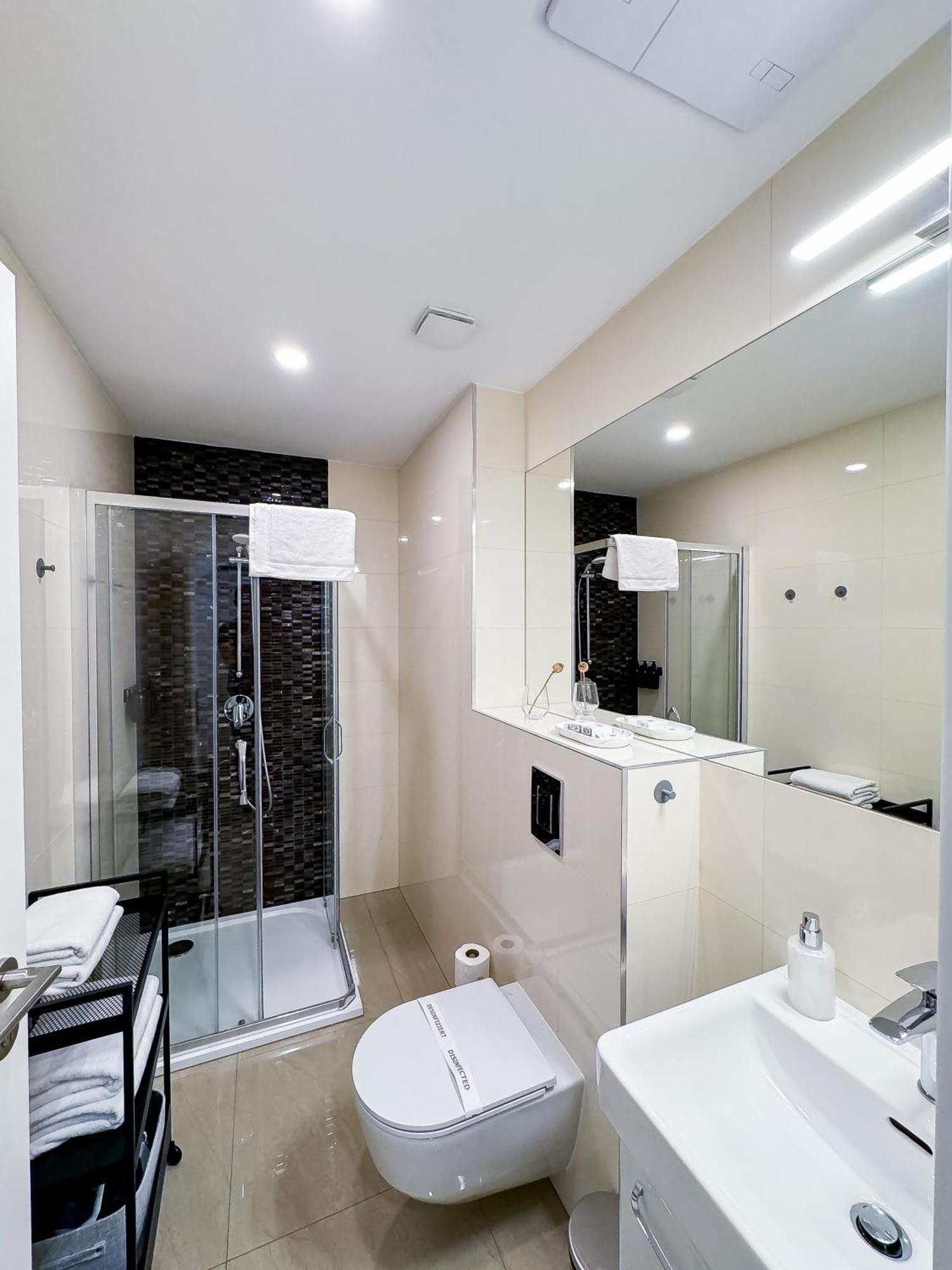 פראג Turnkey I Wenceslas Square Apartments מראה חיצוני תמונה