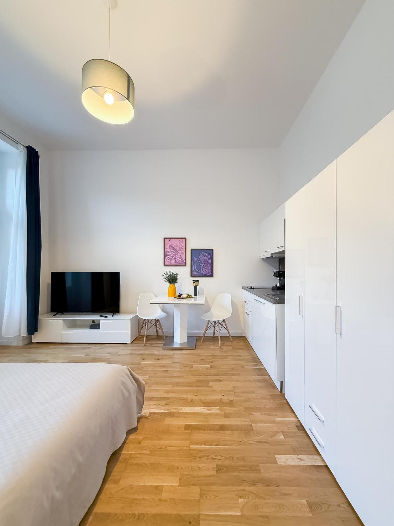 פראג Turnkey I Wenceslas Square Apartments מראה חיצוני תמונה
