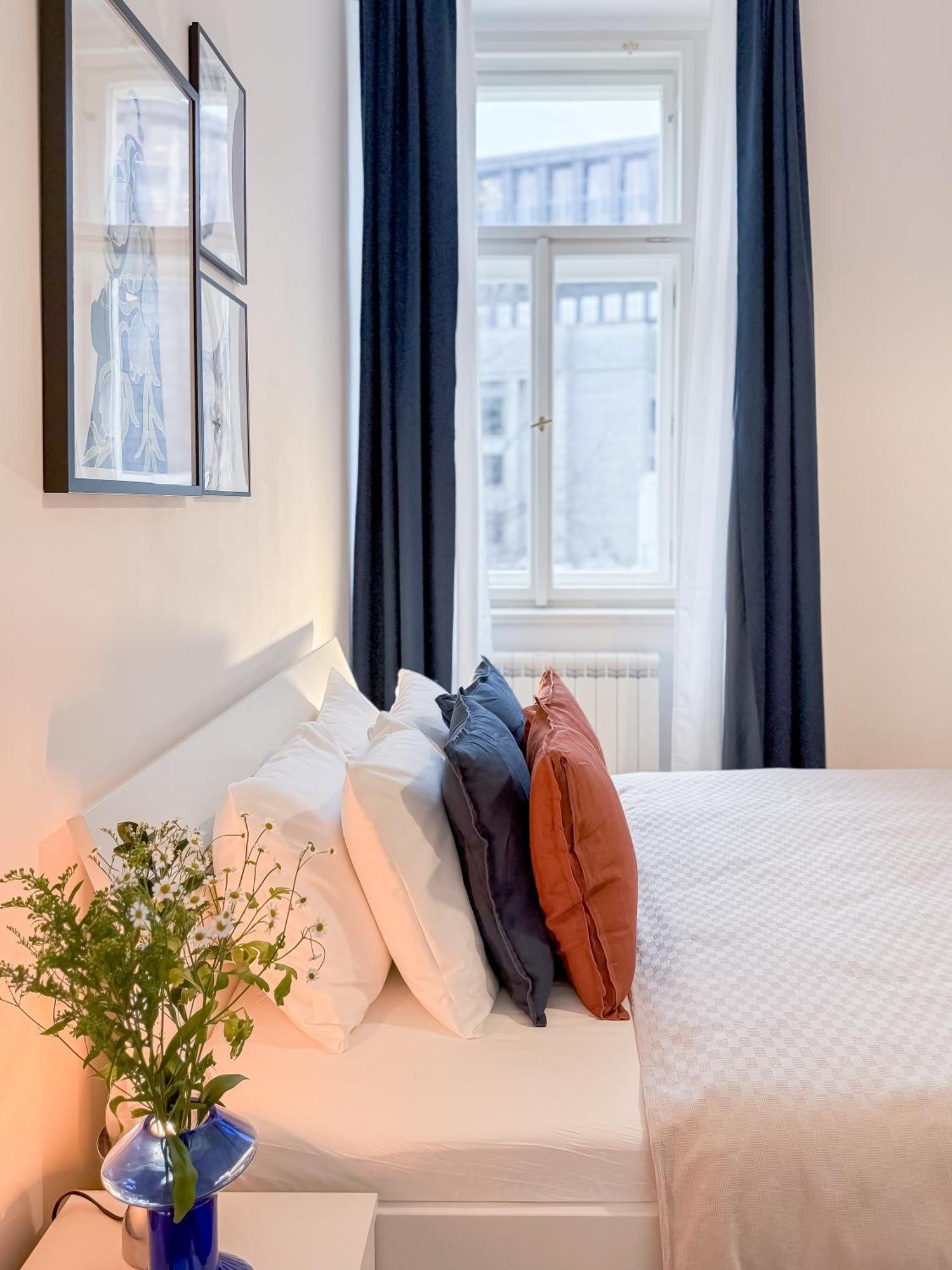 פראג Turnkey I Wenceslas Square Apartments מראה חיצוני תמונה